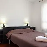 Cozy Townhouse In El Duque Appartamento
