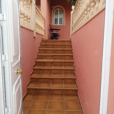 Апартаменты Cozy Townhouse In El Duque Адехе