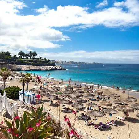 Cozy Townhouse In El Duque Апартаменты