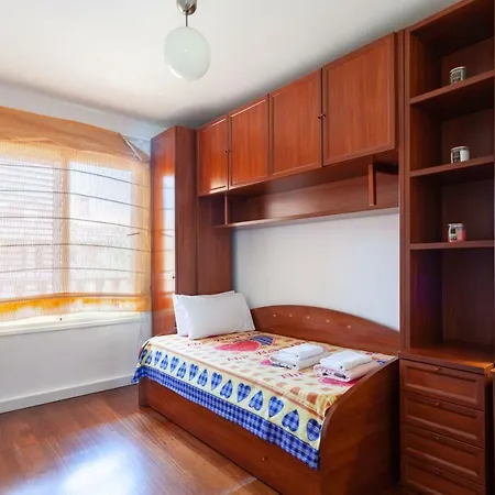 Cozy Townhouse In El Duque Apartmán